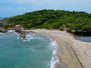 Terreno Frente Al Mar en El Risco de playa Punta Escondida, Puerto Escondido