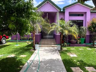 Amplia casa en venta en Muñoz
