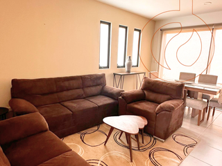 CASA AMUEBLADA EN RENTA CON 4 HABITACIONES FRACC PUERTA NATURA