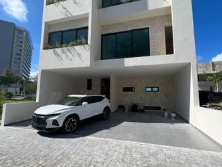 Casa en venta en Marina Residencial, Puerto Cancún