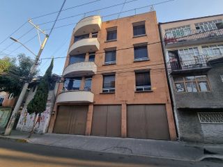 Edificio Habitacional en Pedregal de Santo Domingo