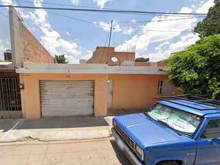 CASA EN VENTA EN COL ESPAÑA AGUASCALIENTES