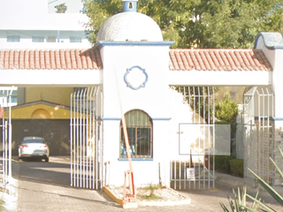 Casa en "Prados de Agua Azul"