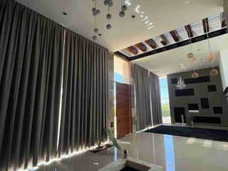 CASA DE UNA PLANTA EN RENTA AMUEBLADA EN EL BOSQUE COUNTRY CLUB
