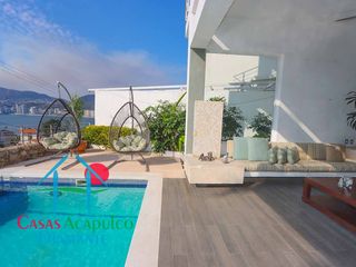 Hermosa casa con alberca privada, asoleadero y espectacular vista a la bahía de Santa Lucía