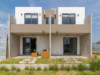 Casa en Venta  con alberca jardín privado Amenidades a 10 minutos de Cuautla Morelos