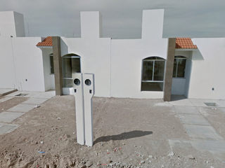 CASA EN REMATE COL. MIRADORES DE SANTA ELENA, AGUASCALIENTES A0512