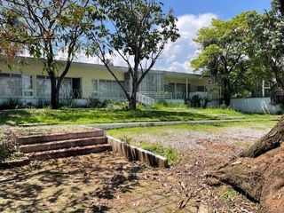 PROPIEDAD EN RENTA PARA OFICINAS, UN NIVEL, COLONIA CENTRICA EN CUERNAVACA, MORELOS.