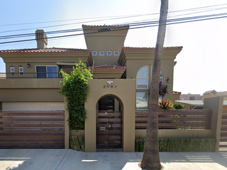 SE VENDE BONITA Y AMPLIA CASA EN TIJUANA, BAJA CALIFORNIA