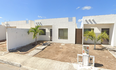 CASA EN REMATE COL. LAS AMERICAS 2 A0512