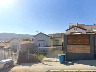 CASA EN VENTA EN VILLA RESIDENCIAL DEL SOL ENSENADA