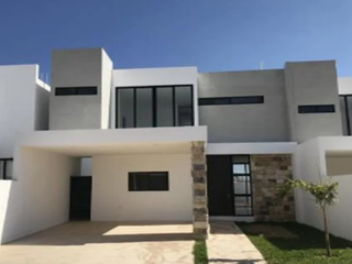 CASA EN VENTA EN LA RUA PRIVADA RESIDENCIAL, MÉRIDA, YUCATÁN.