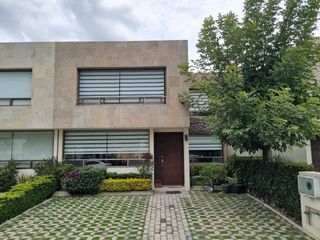 SE VENDE CASA EN CALIMAYA