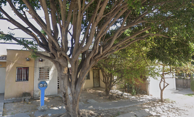 CASA EN VENTA EN HACIENDA SANTA FE JALISCO