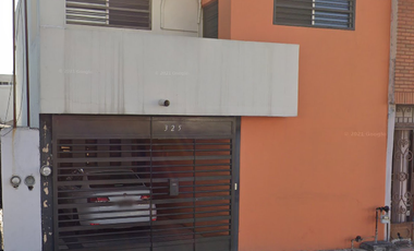 CASA EN REMATE BANCARIO EN AQUILES SERDÁN MONTERREY N.L. -LU01