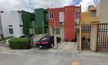 CASA EN VENTA EN VILLA MARINA CANCUN Q. R.