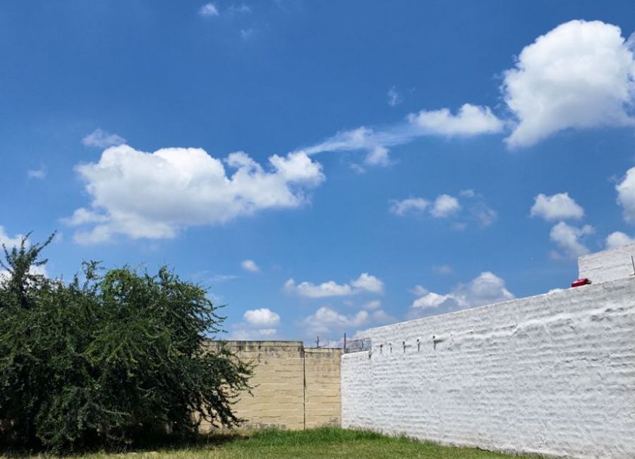 Terreno en venta en Valle de las Flores | Lamudi.com.mx