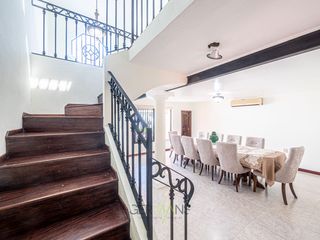 Venta de casa en condominio en Prados de Villahermosa, Villahermosa, Tabasco.