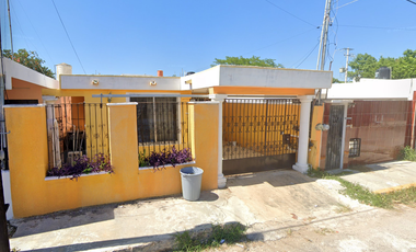 VENTA DE CASA EN COL. CHUBURNA DE HIDALGO, MERIDA (RECUPERACION BANCARIA)