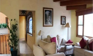 VENTA DE HERMOSA CASA