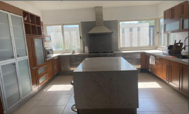 VENTA DE HERMOSA CASA