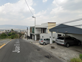 Casa en "Cumbres 5ta Sección"