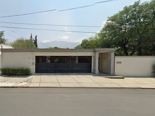 HERMOSA CASA EN VENTA EN SAN PEDRO GARZA GARCIA, MONTERREY