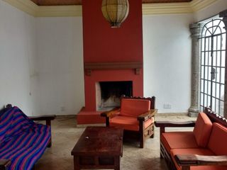 RENTO CASA SIN MUEBLES EN FRACC LUCIERNAGA ESPALDAS PLAZA LUCIERNAGA, HOSPITAL MAC, SALIDA SAN MIGUEL A QRO