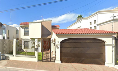 ¡¡GRAN OPORTUNIDAD!! HERMOSA CASA.