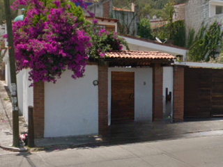 Casa en Venta Calle Tehpacua Bosque Camelinas, Morelia, Michoacán, México/ Recuperación Bancaria
