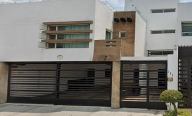 ¡¡GRAN OPORTUNIDAD!! HERMOSA CASA.