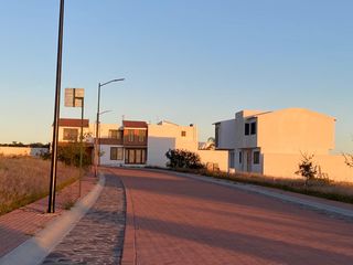Ciudad maderas Terreno habitacional con excelente ubicación y seguridad HOME1171