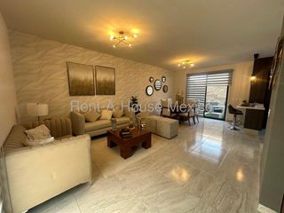 Lomas del Marques Residencia equipada con acabados premium y excelente ubicación HOME5133