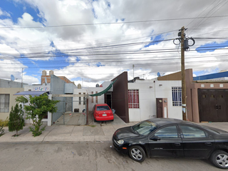 VENTA DE CASA EN RECUPERACION, CALLE FEDERICO MENDEZ, AGUASCALIENTES. SH05