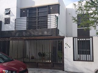 VENTA DE CASA RIO IGUAZU, RIVERA DE DOS RIOS. NL. SH05