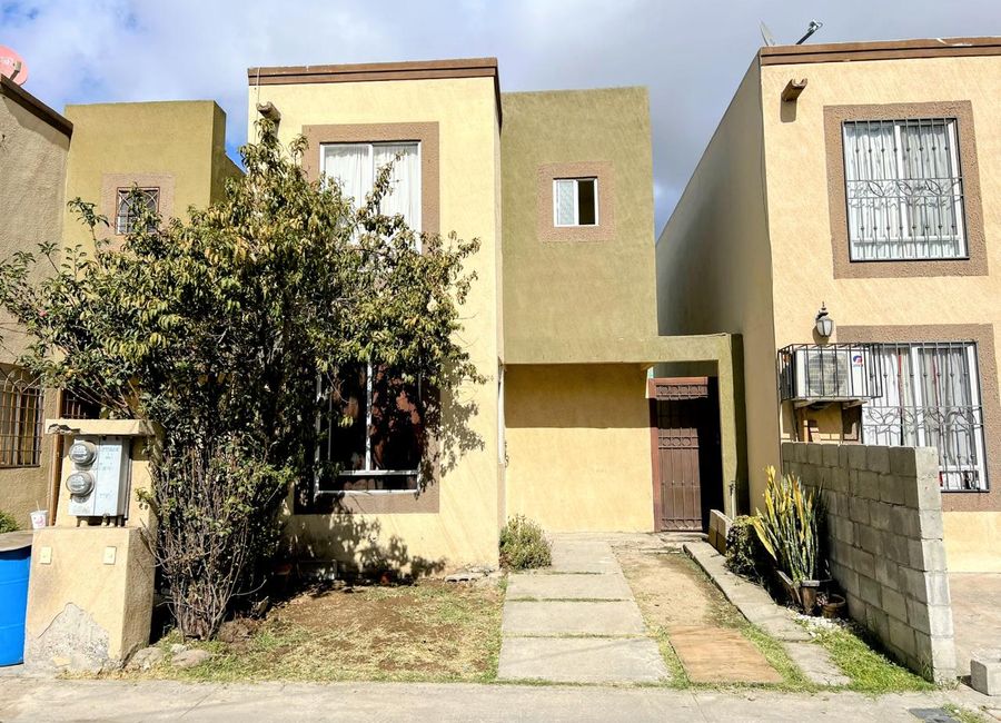 CASA EN VENTA EN LOMAS TERRABELLA TIJUANA | Lamudi.com.mx