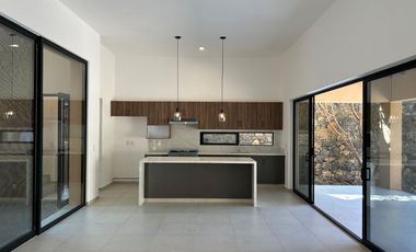 Casa en Venta en Tepoztlán Morelos, en OFERTA