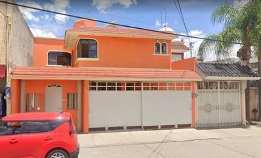 HERMOSA CASA EN VENTA