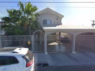 CASA EN COLONIA SONORA MEXICALI MUY ATRACTIVA Y SUPER UBICADA