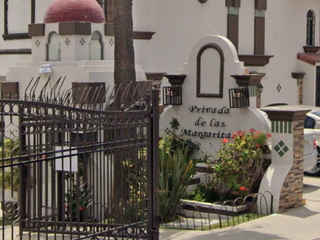 Casa en Venta-Privada Margaritas, jardines de Agua Caliente, Tijuana, BC. ¡REMATE BANCARIO!