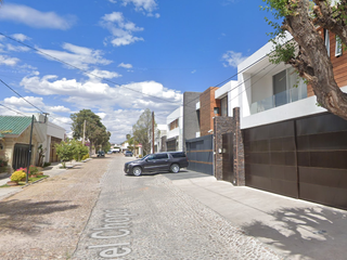 Venta de Casa en Remate Bancario, Col. Campestre, Aguascalientes, México