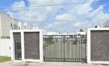 Casa En Remate Bancario En Av. 135, Cancún, Q.r.