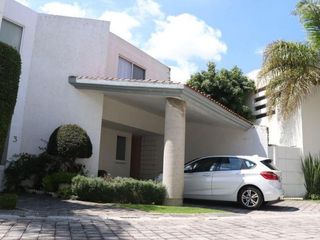 RENTO CASA EN FRAC. EN PUEBLA, TOTALMENTE AMUEBLADA Y DECORADA POR DISEÑADOR,