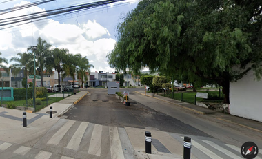 Casa en Fraccionamiento Villas de Otero Ubicado en Colonia El Fortín, Zapopan, Jalisco con 2 recamaras y 80m2, Entre Prolongación Mariano Otero y Prol