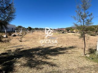 SE VENDE TERRENO EN LAS TROJES