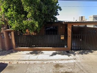CASA EN JARDINES DEL LAGO, MEXICALI