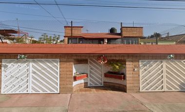 Excelente casa en Remate Bancario en Bosques de Aragón CDMX