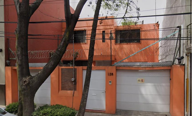 VENTA DE HERMOSA CASA