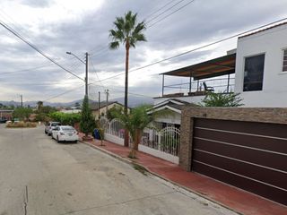 MUY BONITA PROPIEDAD UBICADA EN LA COLONIA EL REFUGIO, EN TECATE, BAJA CALIFORNIA