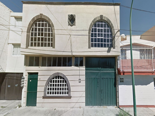 VENTA DE HERMOSA CASA